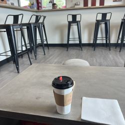 Pause Coffee Shop - Latte