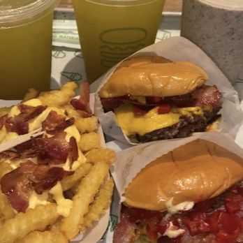 Shake Shack Perimeter Mall - Burgers Near Me - Atlanta, Georgia Shake Shack Perimeter Mall - Burgers Near Me - Atlanta, Georgia