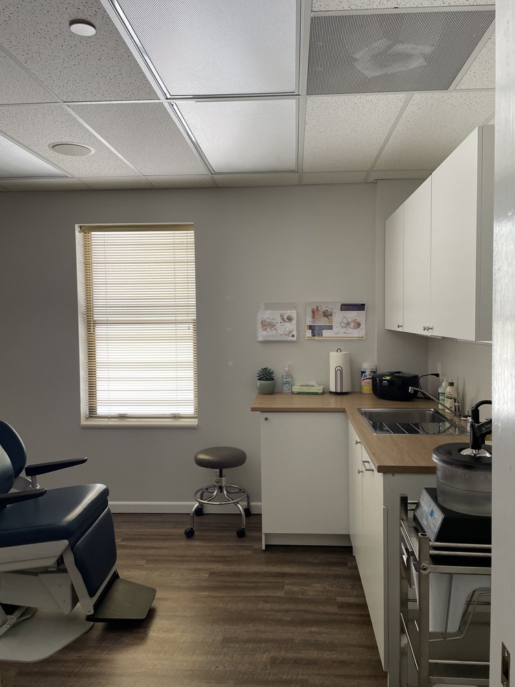 HEARING ASSOCIATES Updated June 2024 11 Photos 401 23rd St