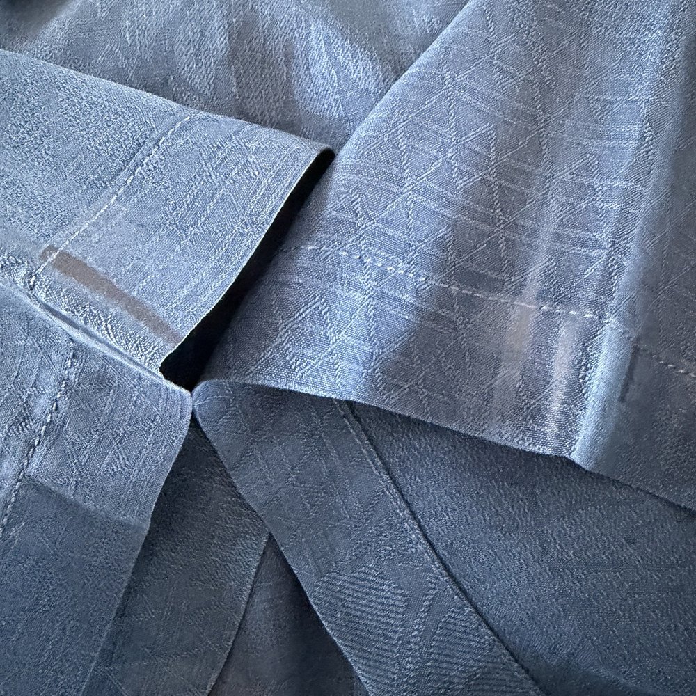 Best Dry Cleaners - Burned/scorched and discolored sleeves. - Sewing & Alterations Near Me - Palmetto, Florida