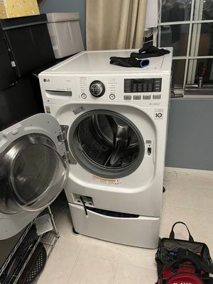 Washers and Dryers - Fixing leak problems, cleaning the drain filter and drain line, replacement of moldy door gaskets, giving solutions to the bad odors inside the baskets, and more! Washers and Dryers - Fixing leak problems, cleaning the drain filter and drain line, replacement of moldy door gaskets, giving solutions to the bad odors inside the baskets, and more!