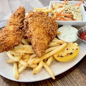 Not Your Average Joe's - Woodbridge - Fish (N Atlantic Haddock) & Chips (under Joe's Favorites menu section) - flaky, tender, crunchy crisp - came with fries and slaw - New American Near Me - Woodbridge, Virginia