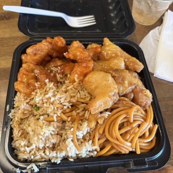 Dragon Express - Combo B 10.99$ - Chinese Near Me - Las Vegas, Nevada Dragon Express - Combo B 10.99$ - Chinese Near Me - Las Vegas, Nevada