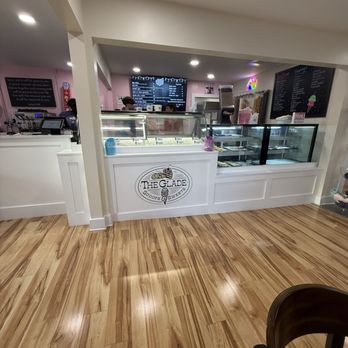 The Glade Scoops & Sweets - Ice Cream & Frozen Yogurt Near Me - Mount Juliet, Tennessee The Glade Scoops & Sweets - Ice Cream & Frozen Yogurt Near Me - Mount Juliet, Tennessee