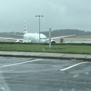 RDU Observation Park - Big Jet - Parks Near Me - Morrisville, North Carolina