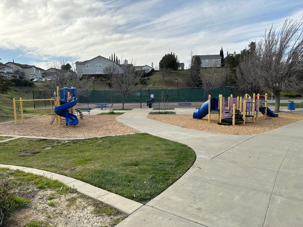 OAK HILLS PARK Updated May 2024 CA7, Calexico, California