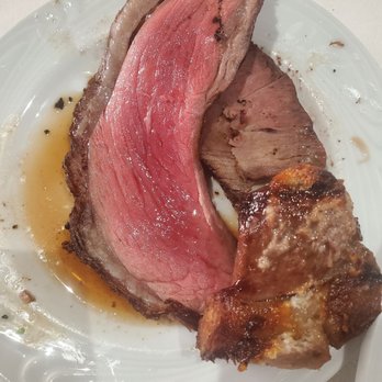 Fogo de Chão - Selection of meat - Brazilian Near Me - Chicago, Illinois Fogo de Chão - Selection of meat - Brazilian Near Me - Chicago, Illinois