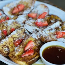 Pinewood Social - French toast