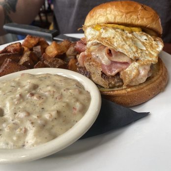 Dad's Diner A Go-Go - Breakfast Burger - Barbeque Near Me - Anacortes, Washington
