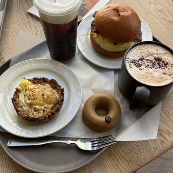 Starbucks Reserve Roastery Chicago - Coffee Roasteries Near Me - Chicago, Illinois Starbucks Reserve Roastery Chicago - Coffee Roasteries Near Me - Chicago, Illinois