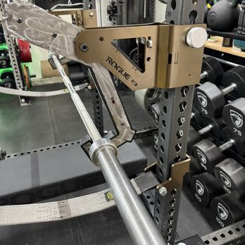 Pearl Coatings - Bronze Chrome Monolifts - Powder Coating Near Me - Tustin, California Pearl Coatings - Bronze Chrome Monolifts - Powder Coating Near Me - Tustin, California