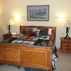 Vacation Station - Guest bedroom
