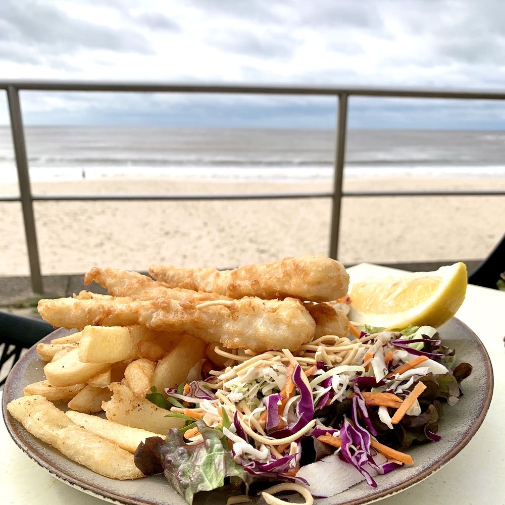 Beach Bums Cafe - Fish and chips - Coffee & Tea Near Me - Forster, NSW