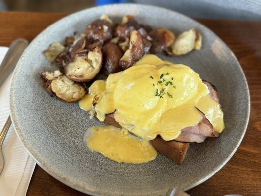 South Restaurant + Coffeehouse by null