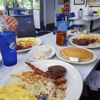 Mel's Diner - Diners Near Me - Pigeon Forge, Tennessee