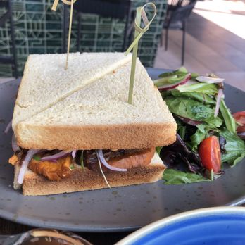 Kaiyo Rooftop - Pan con chicharrón sando - Peruvian Near Me - San Francisco, California