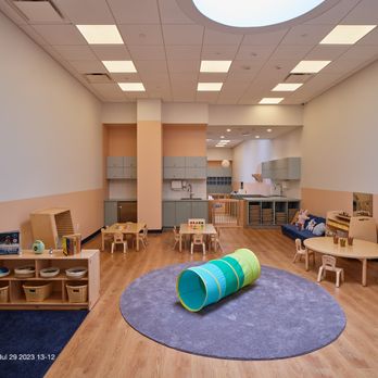 Brella Pasadena - Our dynamic classrooms can be activated for a variety of different lessons and activities throughout the day. - Child Care & Day Care Near Me - Pasadena, California Brella Pasadena - Our dynamic classrooms can be activated for a variety of different lessons and activities throughout the day. - Child Care & Day Care Near Me - Pasadena, California