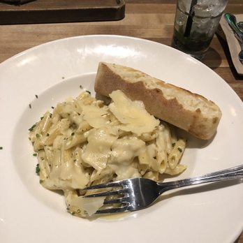 Moxies - Canadian (New) Near Me - Toronto, Ontario