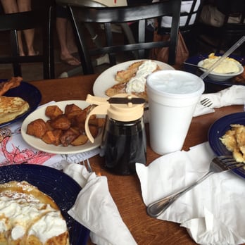 Thunderbird Cafe - Blueberry pancakes and cinnamon French toast - Breakfast & Brunch Near Me - McGaheysville, Virginia