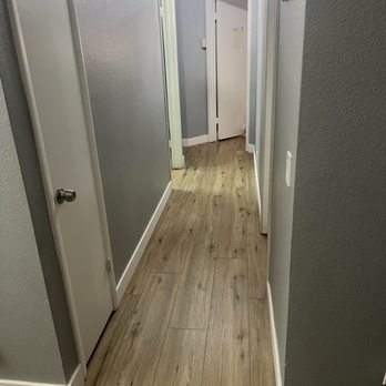 Top End Flooring - Hallway - Flooring Near Me Top End Flooring - Hallway - Flooring Near Me