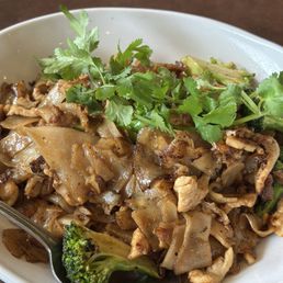 Pad see ew with chicken Pad see ew with chicken