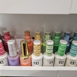 De Colores Nail Bar