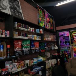Just Relax City Smoke And Vape - Back