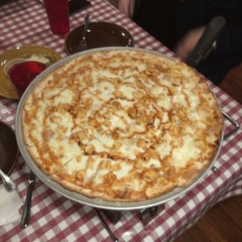 4th St. Pizza - BBQ chicken flat crush pizza - Pizza Near Me - Hermann, Missouri