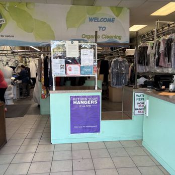 Clean Earth Cleaners - Entrance - Sewing & Alterations Near Me - Aloha, Oregon Clean Earth Cleaners - Entrance - Sewing & Alterations Near Me - Aloha, Oregon