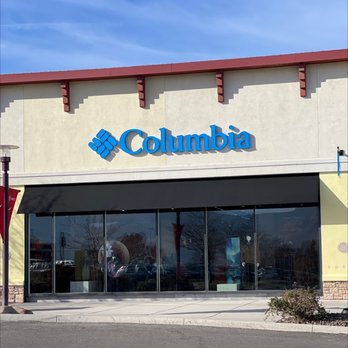 Columbia Sportswear - Wow! I love Columbia jackets!.. - Shoe Stores Near Me - Reno, Nevada
