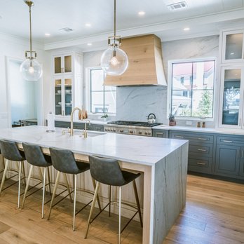 StoneWorks - a kitchen island with a marble countertop - General Contractors Near Me - Bluffton, South Carolina StoneWorks - a kitchen island with a marble countertop - General Contractors Near Me - Bluffton, South Carolina