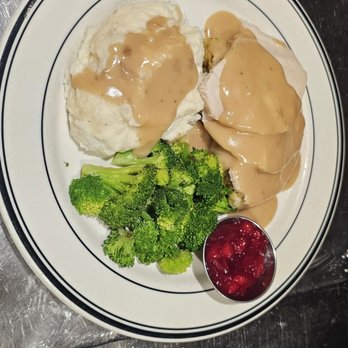 Mimi's Cafe - Their turkey dinner is to die for very delicius. - Breakfast & Brunch Near Me - Monrovia, California