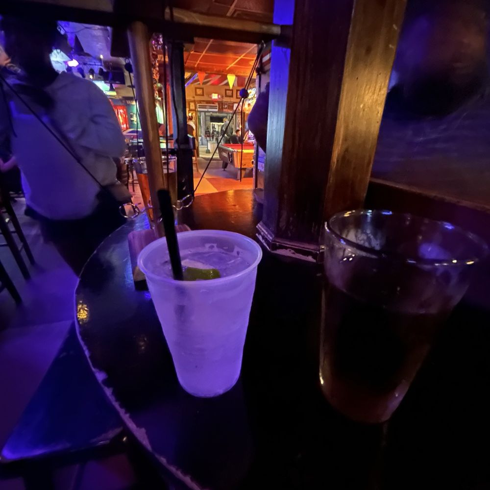 Dog n Bone British Pub - Pubs Near Me - Cocoa, Florida