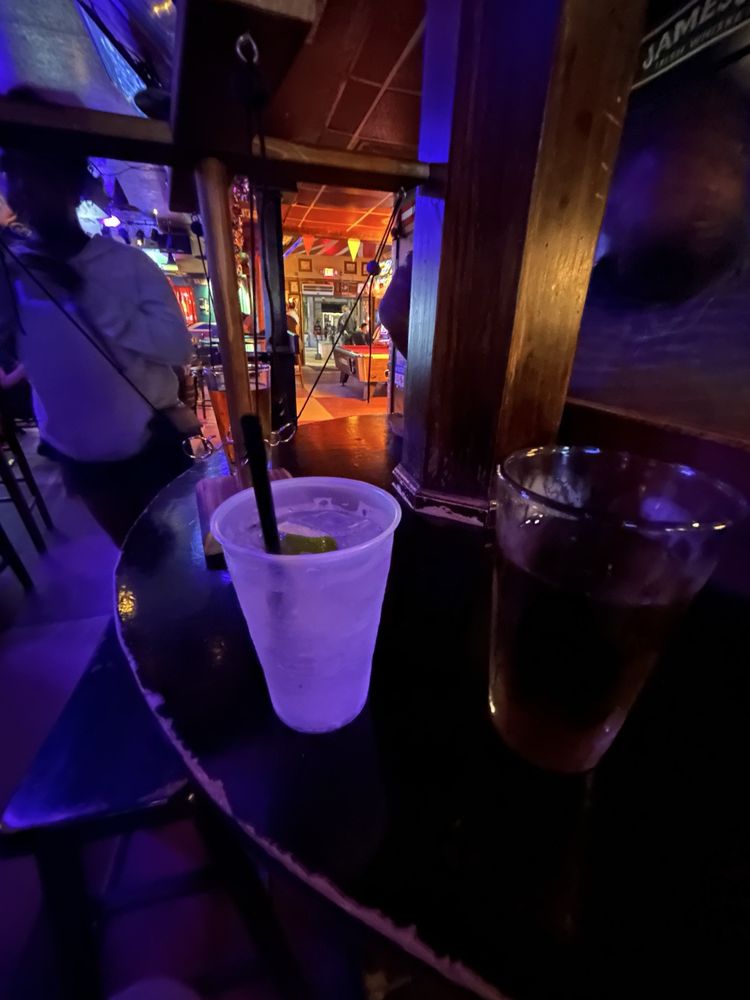 Dog n Bone British Pub Image