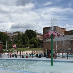 Banneker Pool - Kid pool