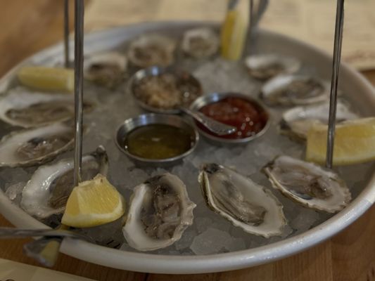 Dotty's Kitchen & Raw Bar by null