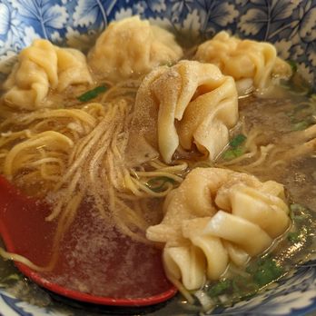 Full Key Restaurant - Wonton noodle soup (after adding some white pepper) - Chinese Near Me - Wheaton, Maryland