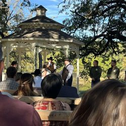 Towering Oaks Event & Retreat Center
