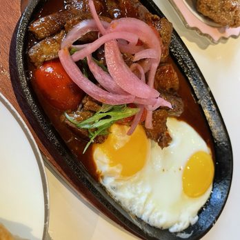 Breaking Dawn Brunch - Fo' sizzle with beef - Breakfast & Brunch Near Me - Los Gatos, California