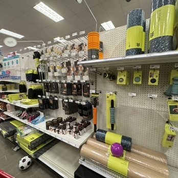 Target - Department Stores Near Me - Oxnard, California