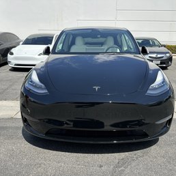 Tesla Model Y Tesla Model Y