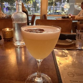The Monroe - Pisco sour - New American Near Me - Orlando, Florida