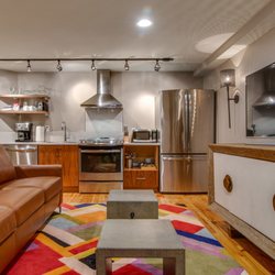 Nashville Riverfront Lofts - Executive Loft #1 Living Room