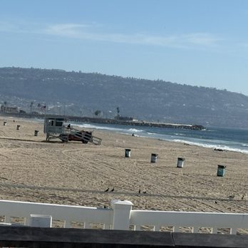 Scotty's On The Strand - Beautiful view of Hermosa Beach & the Ocean!!! Excellent scenery - American Near Me - Hermosa Beach, California Scotty's On The Strand - Beautiful view of Hermosa Beach & the Ocean!!! Excellent scenery - American Near Me - Hermosa Beach, California