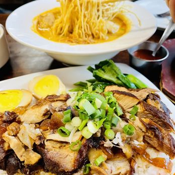 9Zaab - Khao Soi and Khao Ka Moo - Thai Near Me - Cambridge, Massachusetts