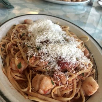 La Baia Italian Restaurant - Seafood linguini - Italian Near Me - White Rock, British Columbia