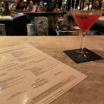 Roanoke - Cocktail Bars Near Me - Chicago, Illinois