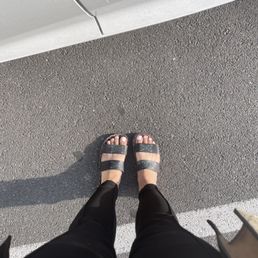 pedicure w white shellac pedicure w white shellac