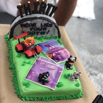 Spectacular Cakes - Rocket league car and video games, 4 cats and a tombstone. - Desserts Near Me Spectacular Cakes - Rocket league car and video games, 4 cats and a tombstone. - Desserts Near Me