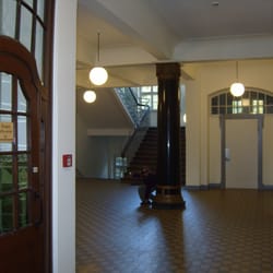 Rathaus Kray